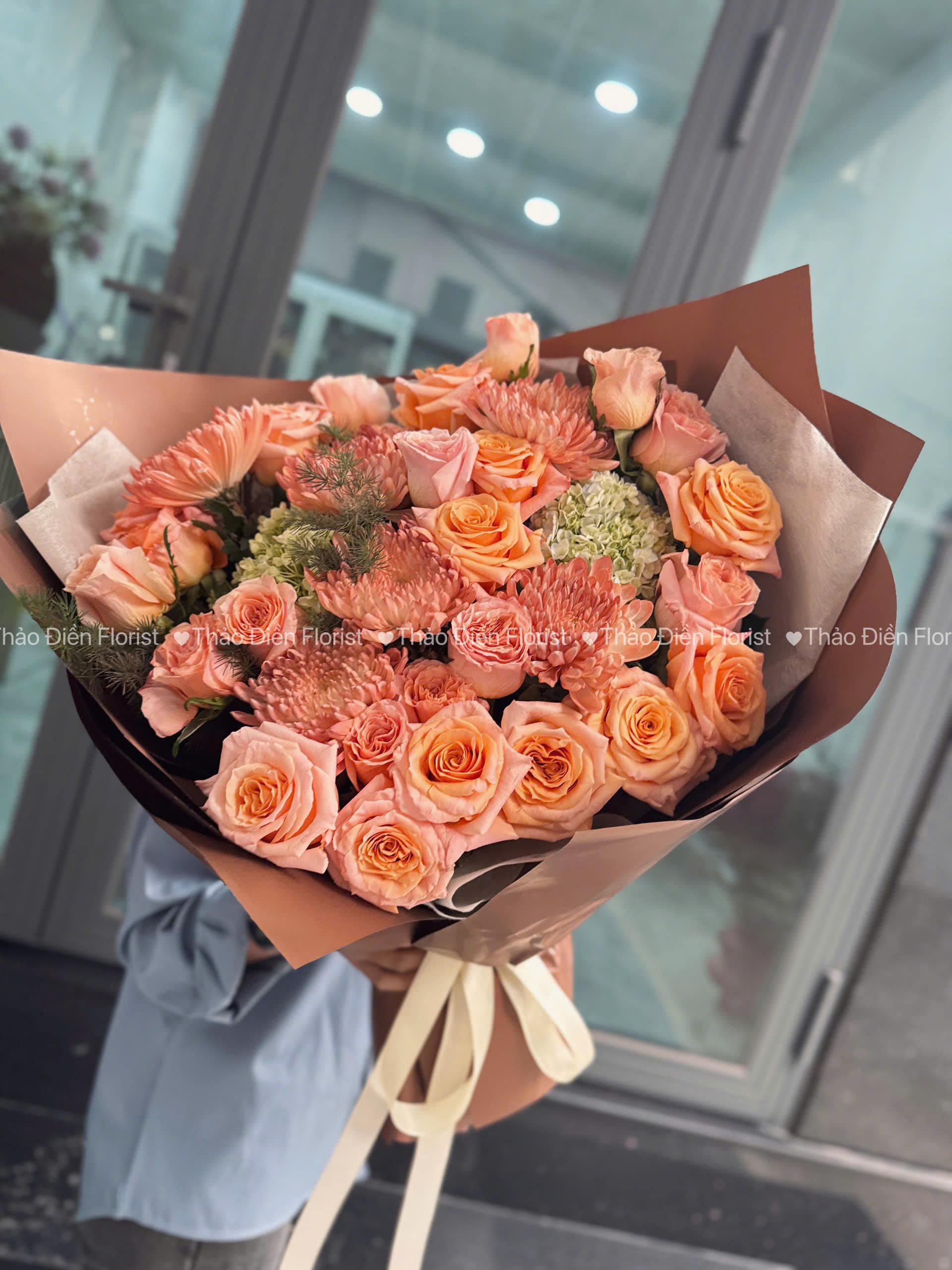 TD03 - Bó Hoa Hồng Mơ Màng và Cúc Mâm Xôi