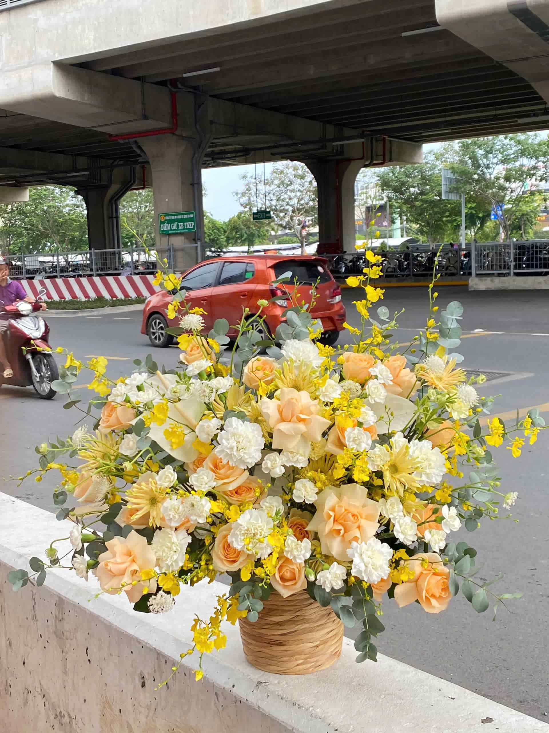 TD21 - Giỏ Hoa Mây Vàng