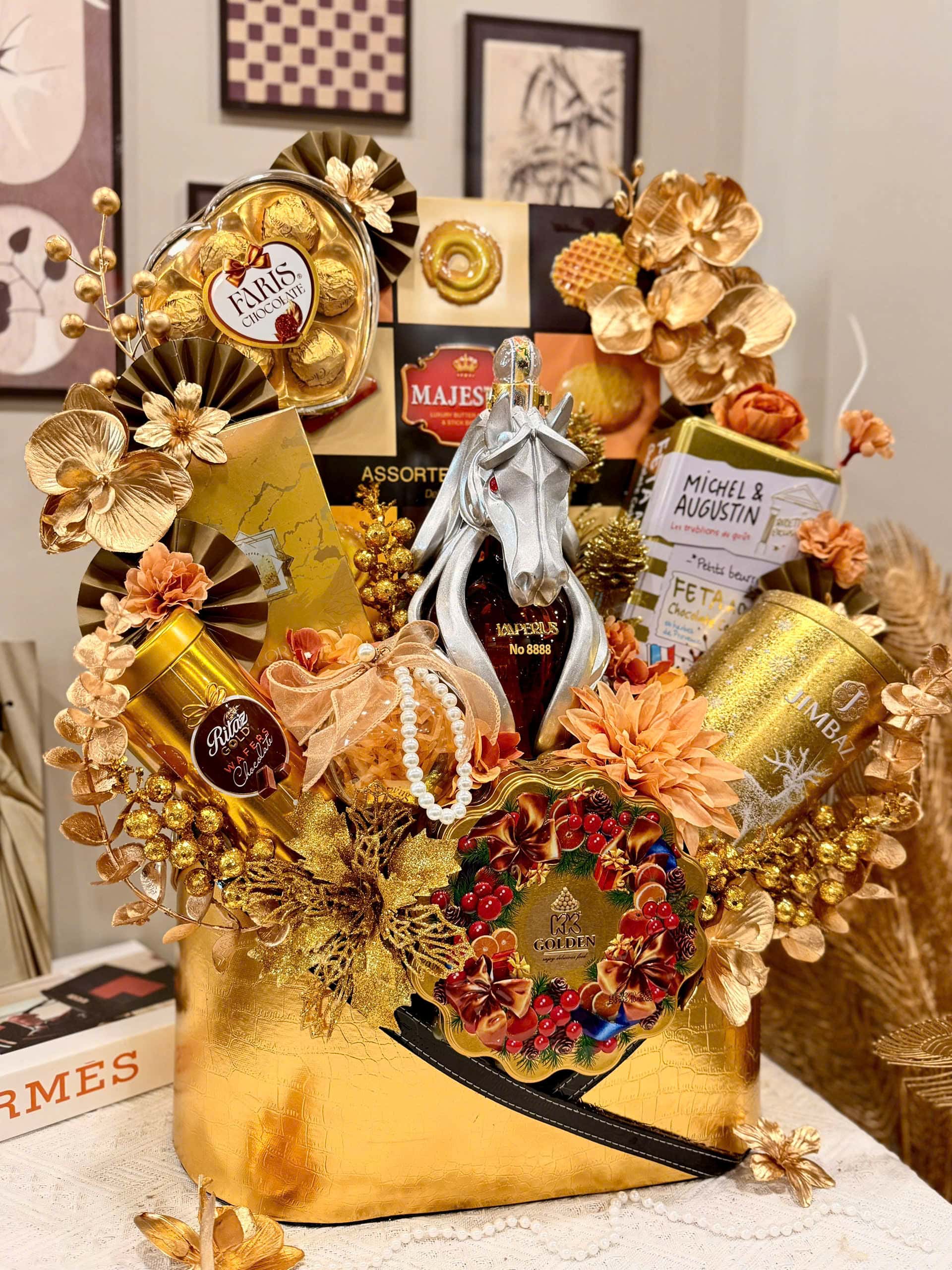 Set Quà Tết Cao Cấp TDF3 – Hamper Ngựa Laaperius Mạ Vàng Sang Trọng - Ảnh 4
