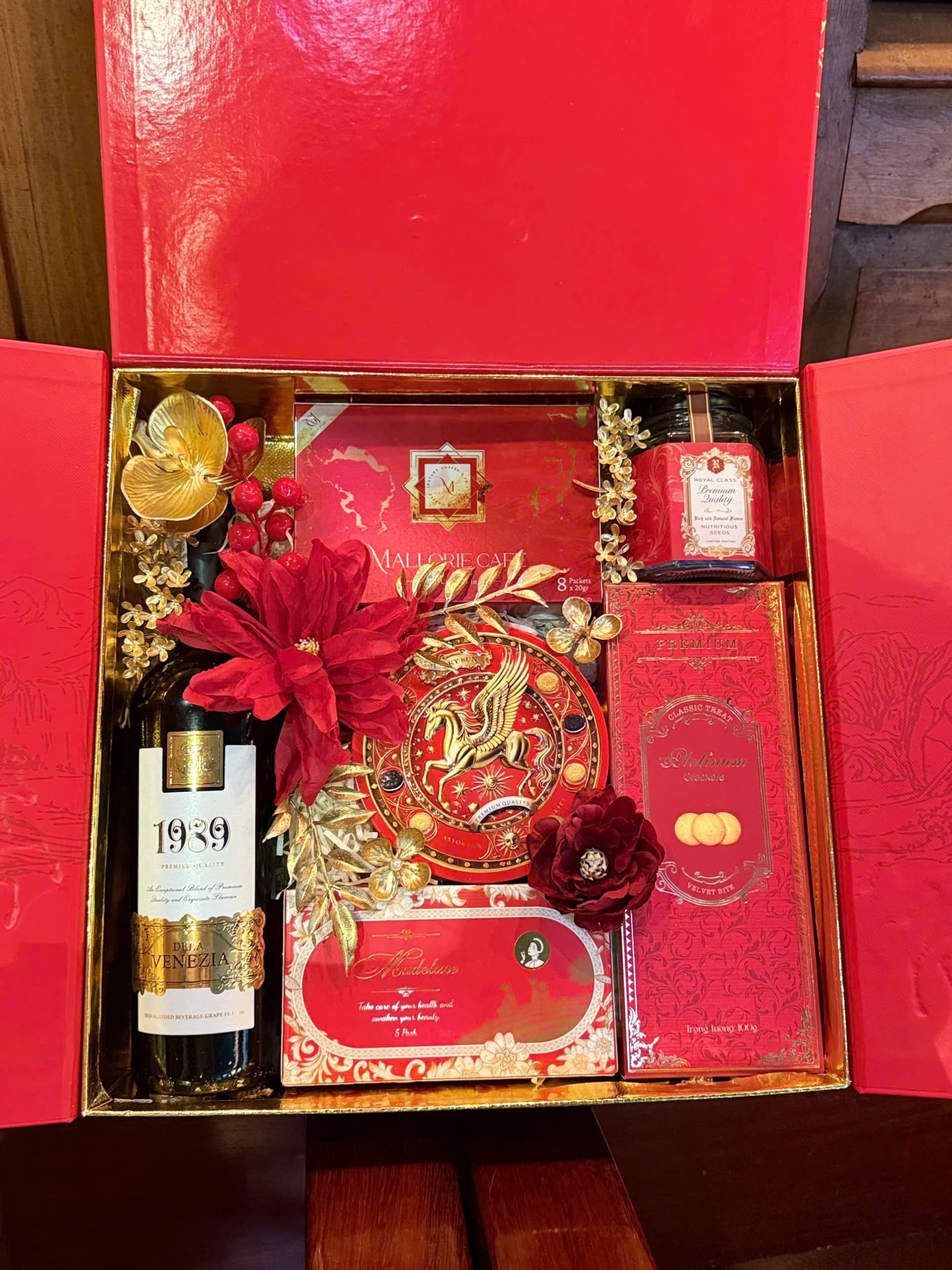 TDF17 – Set Quà Tết Đỏ