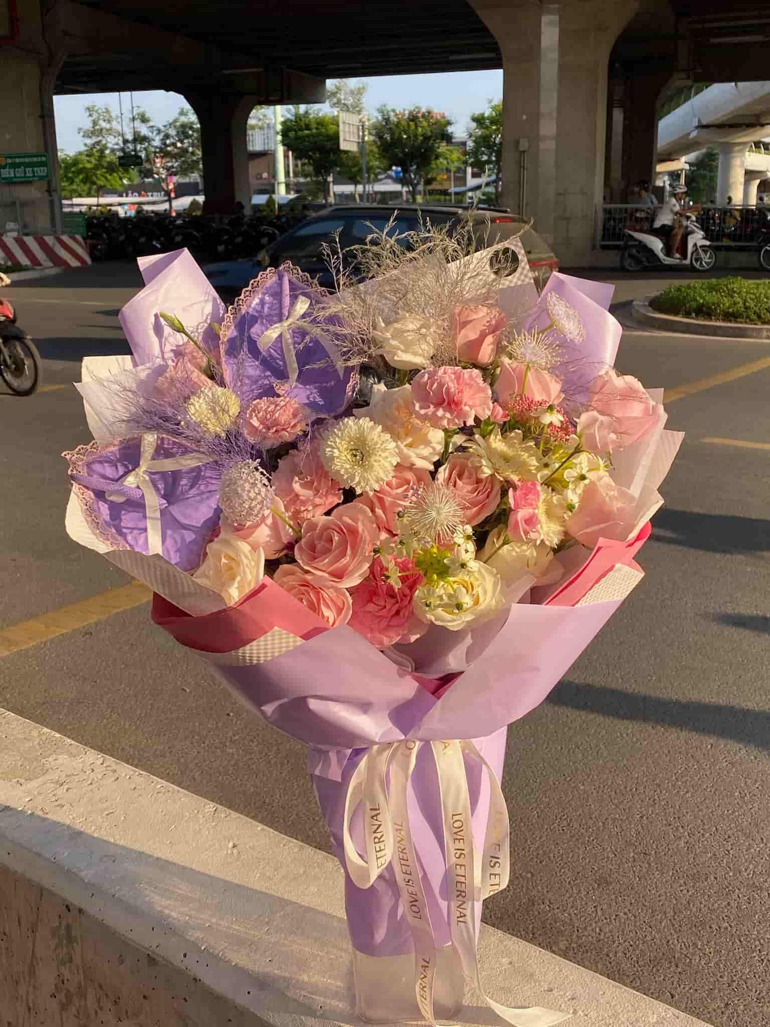 Bó Hoa Purple Dreamscape – Sắc Tím Mộng Mơ & Ngọt Ngào